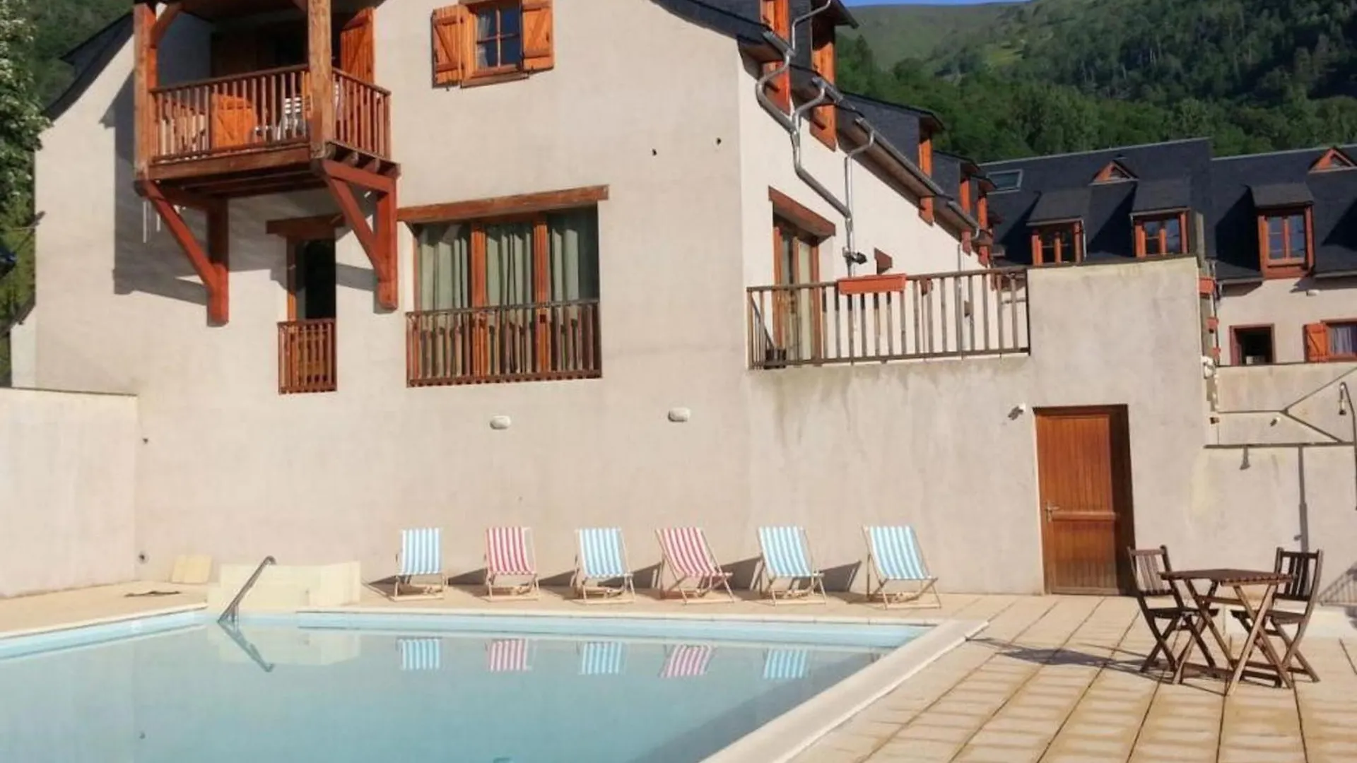 Appartement 2 Pieces Pour 6 Personnes Avec Balcon Et Acces Piscine A Vignec, Proche Saint-Lary-Soulan - Fr-1-504-598 Vignec